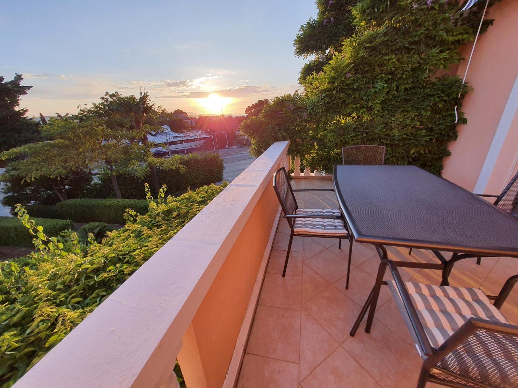 Apartments Durdica Bobic Biograd Na Moru Rum bild